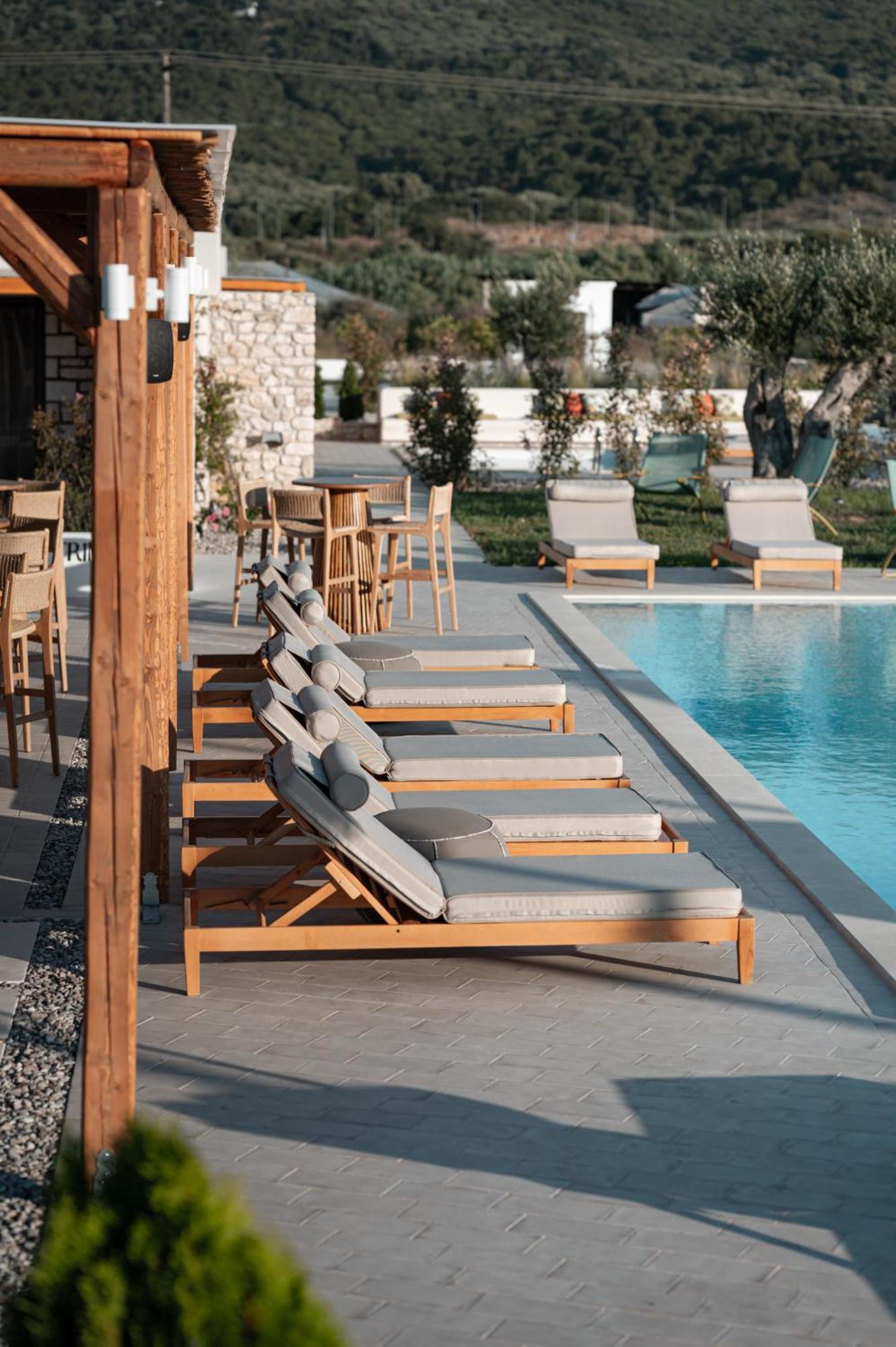 Trinity Design Suites Valanidorachi Exterior foto